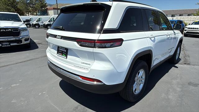 2025 Jeep Grand Cherokee GRAND CHEROKEE LAREDO 4X4