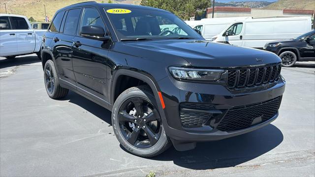 2025 Jeep Grand Cherokee GRAND CHEROKEE ALTITUDE X 4X4