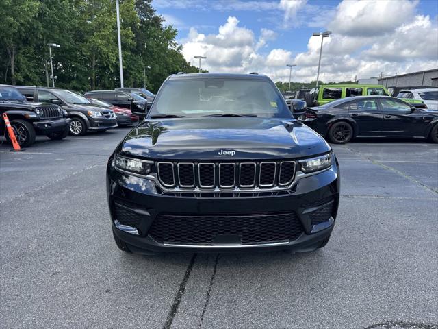 2025 Jeep Grand Cherokee GRAND CHEROKEE LAREDO X 4X2