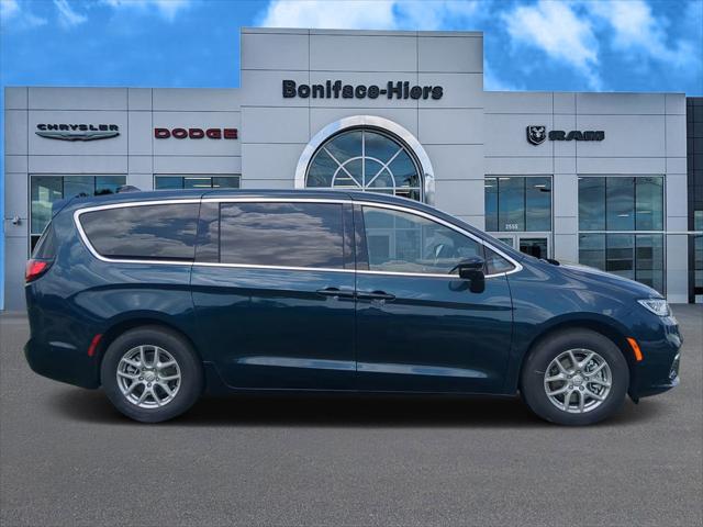 2025 Chrysler Pacifica PACIFICA SELECT