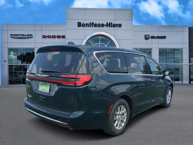 2025 Chrysler Pacifica PACIFICA SELECT