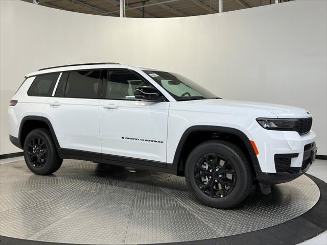 2025 Jeep Grand Cherokee GRAND CHEROKEE L ALTITUDE X 4X4