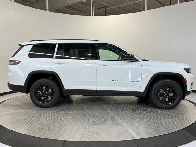 2025 Jeep Grand Cherokee GRAND CHEROKEE L ALTITUDE X 4X4