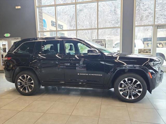 2025 Jeep Grand Cherokee GRAND CHEROKEE OVERLAND 4X4