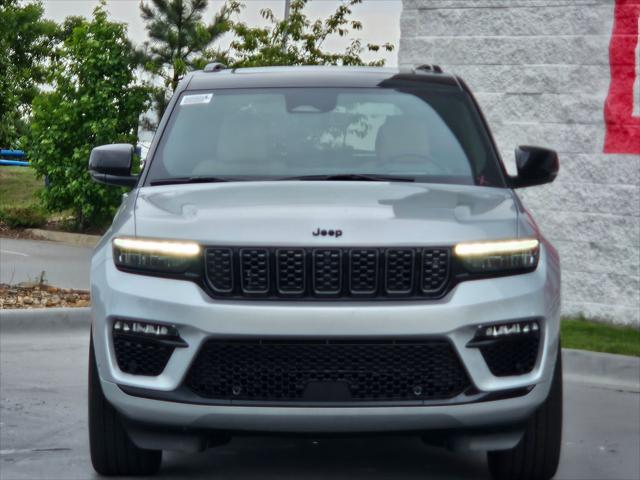 2025 Jeep Grand Cherokee GRAND CHEROKEE SUMMIT 4X4