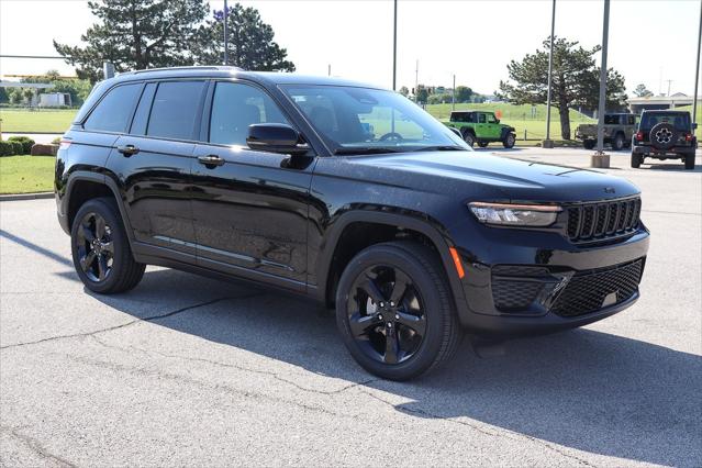 2025 Jeep Grand Cherokee GRAND CHEROKEE ALTITUDE X 4X4