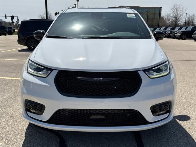 2025 Chrysler Pacifica PACIFICA LIMITED AWD