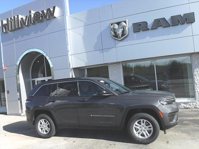 2025 Jeep Grand Cherokee GRAND CHEROKEE LAREDO 4X4
