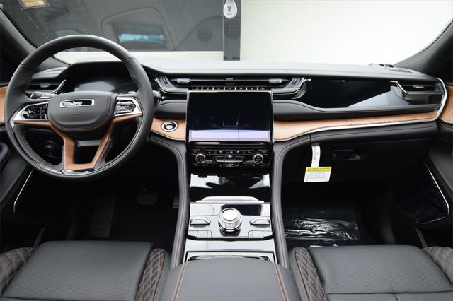 2025 Jeep Grand Cherokee GRAND CHEROKEE L SUMMIT RESERVE 4X4