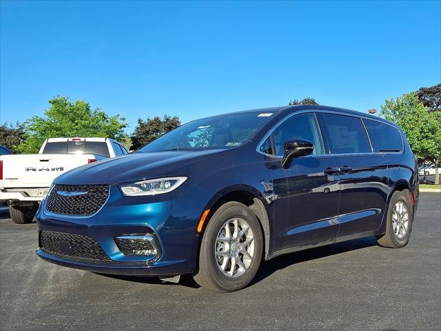 2025 Chrysler Pacifica PACIFICA SELECT