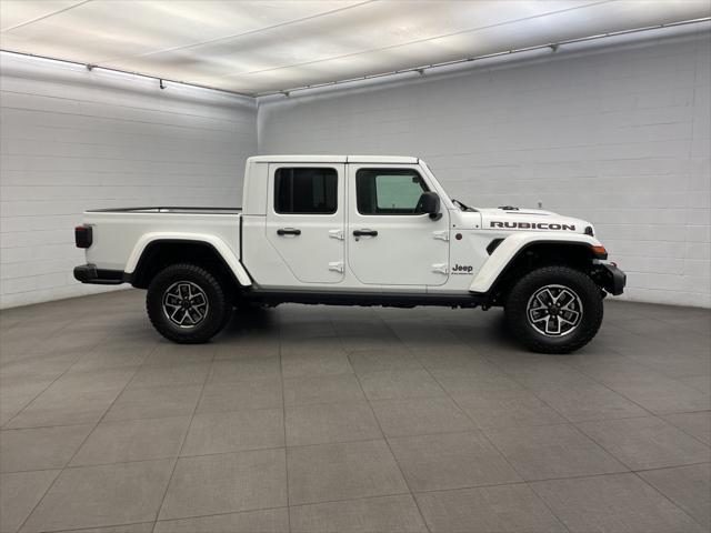 2025 Jeep Gladiator GLADIATOR RUBICON 4X4