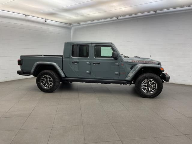 2025 Jeep Gladiator GLADIATOR RUBICON 4X4