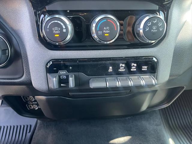 2025 Ram 1500 Tradesman Quad Cab 4x2 64 Box