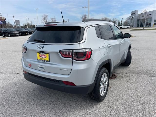 2025 Jeep Compass COMPASS LATITUDE 4X4