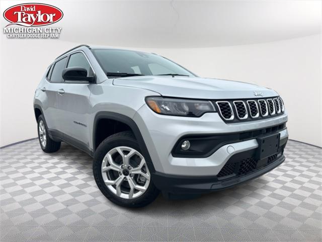 2025 Jeep Compass COMPASS LATITUDE 4X4