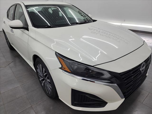 2023 Nissan Altima SV FWD