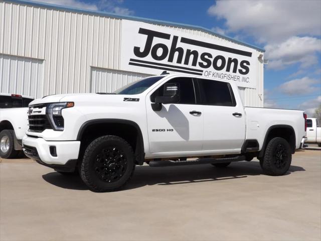 2024 Chevrolet Silverado 2500HD 4WD Crew Cab Standard Bed LT