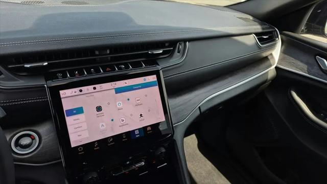 2025 Jeep Grand Cherokee L Limited 4x4