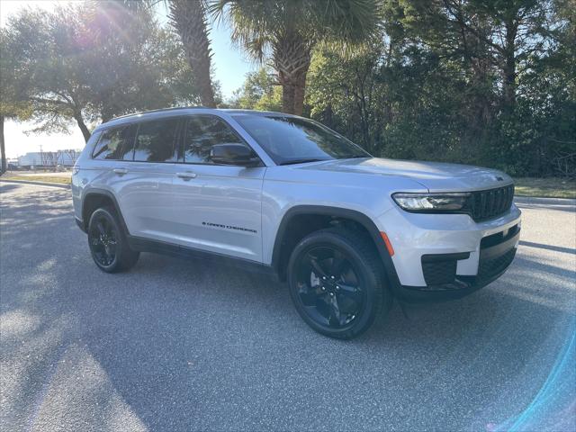 2023 Jeep Grand Cherokee L Altitude 4x4