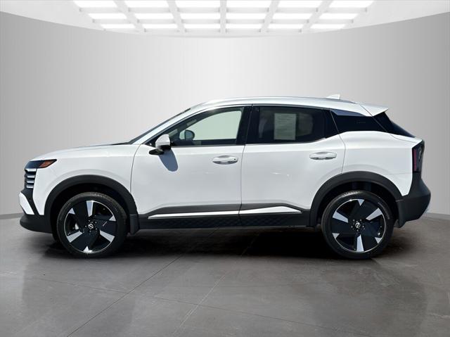 2025 Nissan Kicks SR FWD