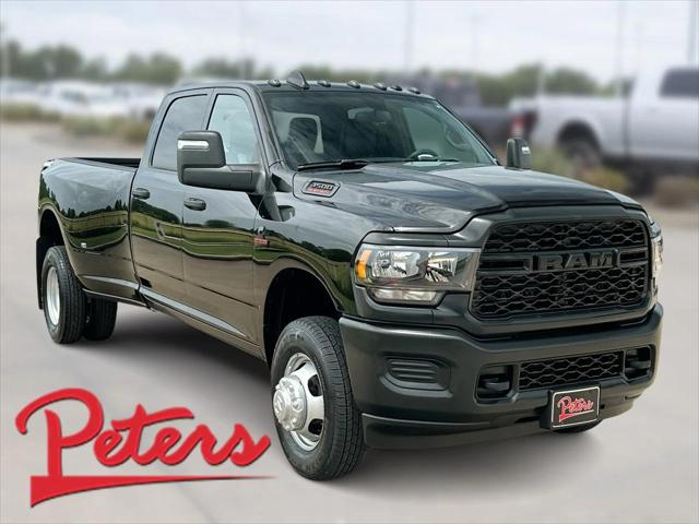 2024 RAM 3500 Tradesman Crew Cab 4x4 8 Box