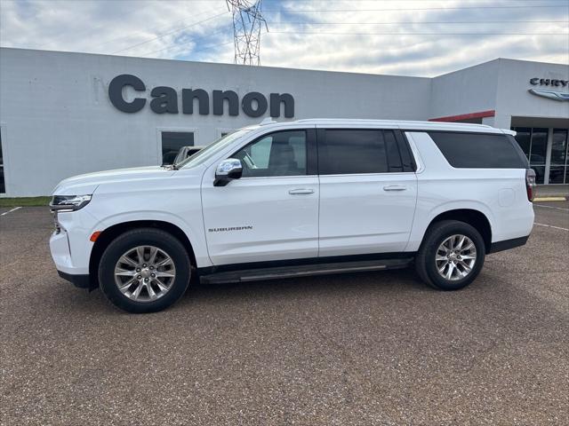 2023 Chevrolet Suburban 4WD Premier