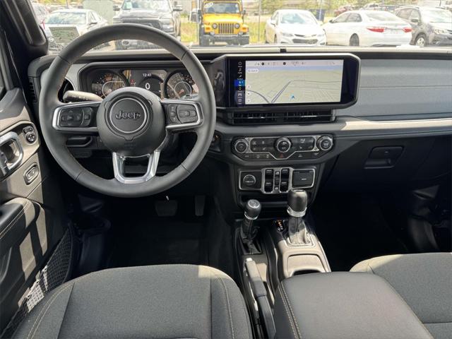 2024 Jeep Wrangler 4-Door Sahara 4x4