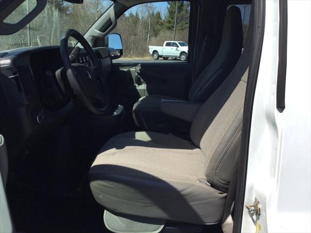 2017 Chevrolet Express 3500 LT