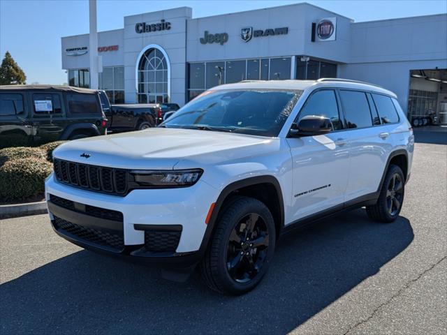 2023 Jeep Grand Cherokee L Altitude 4x2