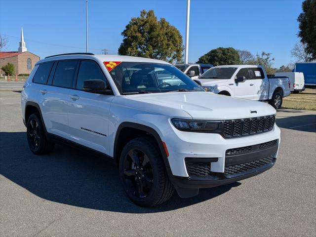 2023 Jeep Grand Cherokee L Altitude 4x2