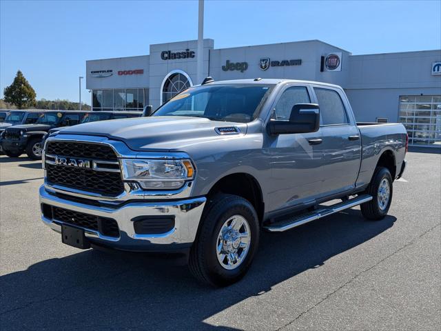2024 RAM 2500 Tradesman Crew Cab 4x4 64 Box