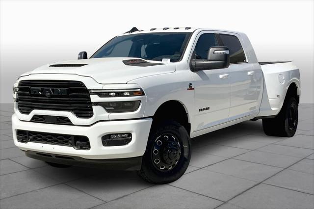 2025 RAM Ram 3500 RAM 3500 LARAMIE MEGA CAB 4X4 64 BOX