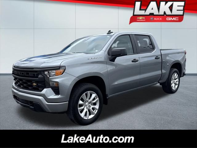 2023 Chevrolet Silverado 1500 4WD Crew Cab Short Bed Custom