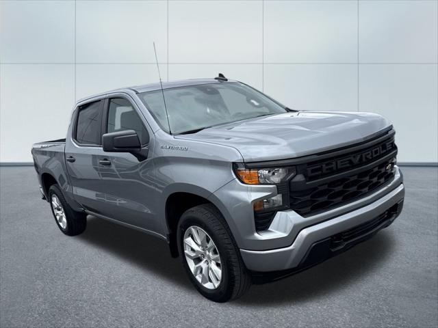 2023 Chevrolet Silverado 1500 4WD Crew Cab Short Bed Custom