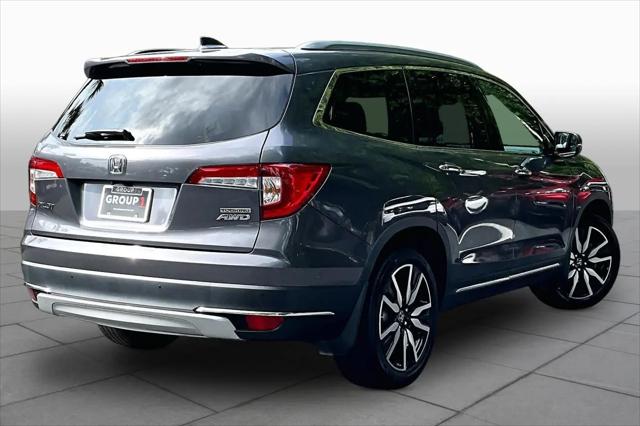 2020 Honda Pilot AWD Touring 8 Passenger