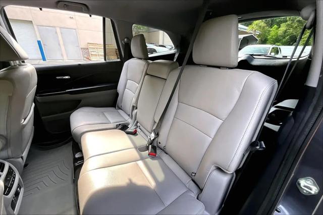 2020 Honda Pilot AWD Touring 8 Passenger