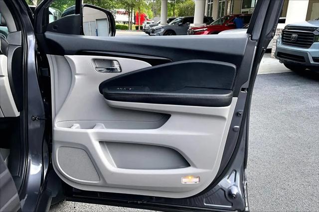 2020 Honda Pilot AWD Touring 8 Passenger