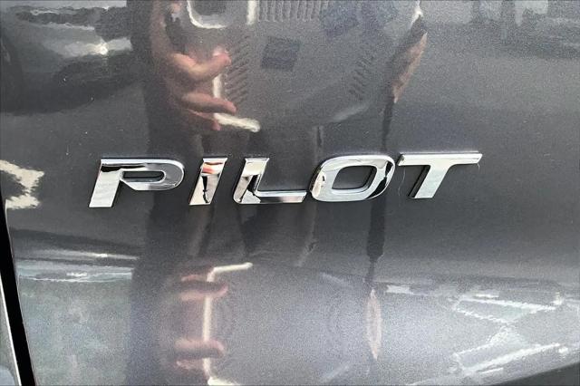 2020 Honda Pilot AWD Touring 8 Passenger