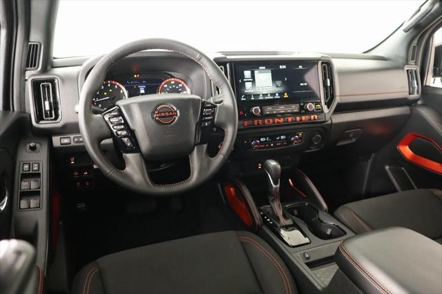 2025 Nissan Frontier Crew Cab PRO-4X 4x4