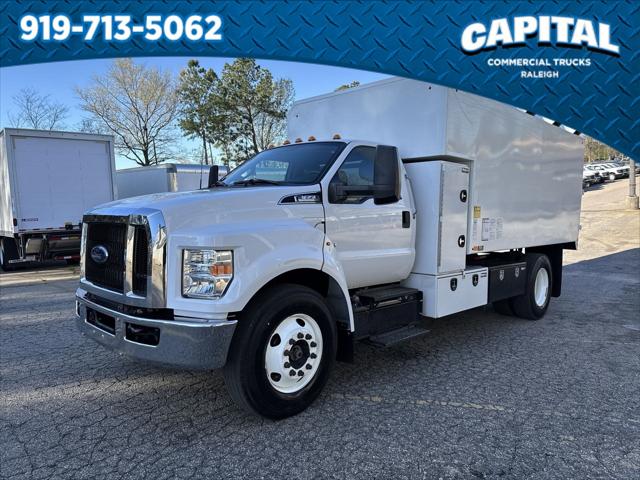 2022 Ford F-650 Gas Base