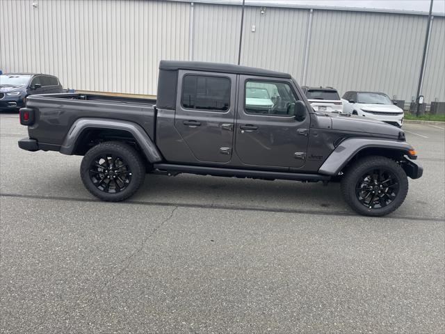 2025 Jeep Gladiator GLADIATOR NIGHTHAWK 4X4
