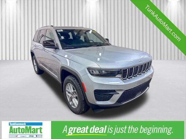 2025 Jeep Grand Cherokee GRAND CHEROKEE LAREDO X 4X4