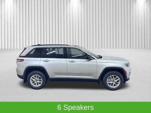 2025 Jeep Grand Cherokee GRAND CHEROKEE LAREDO X 4X4