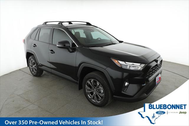 2025 Toyota RAV4 Hybrid XLE Premium