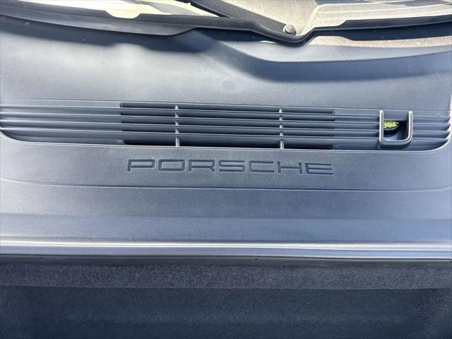 2025 Porsche 718 Cayman S