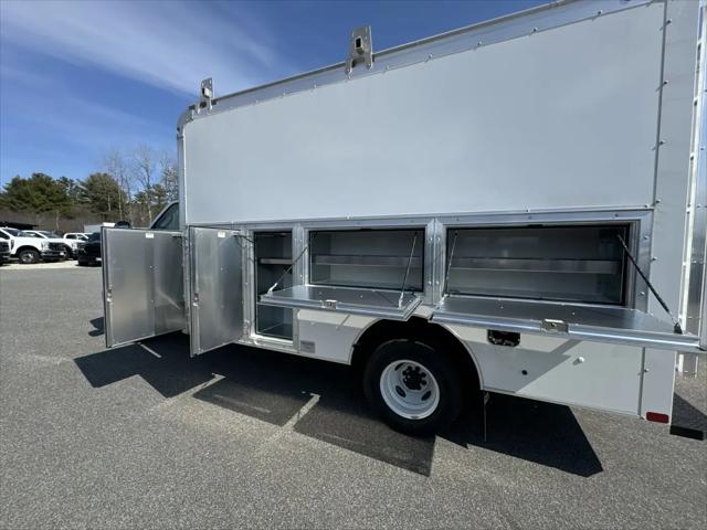 2026 Ford E-450 Cutaway E-Series Cutaway