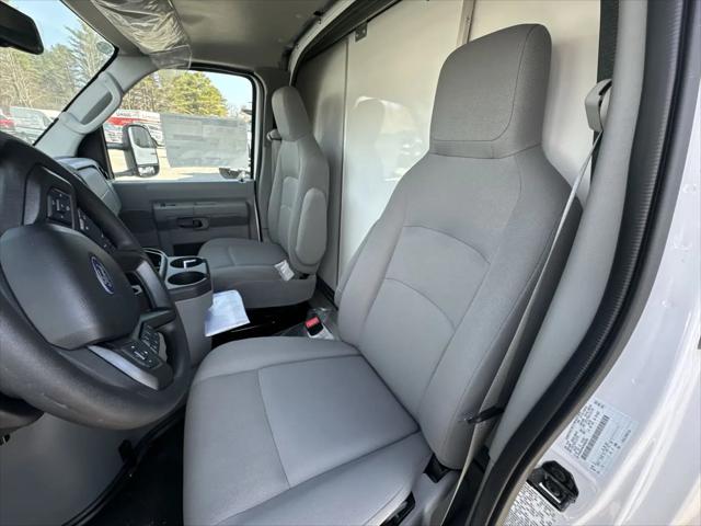 2026 Ford E-450 Cutaway E-Series Cutaway