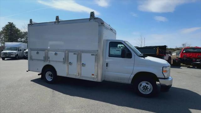 2026 Ford E-450 Cutaway E-Series Cutaway