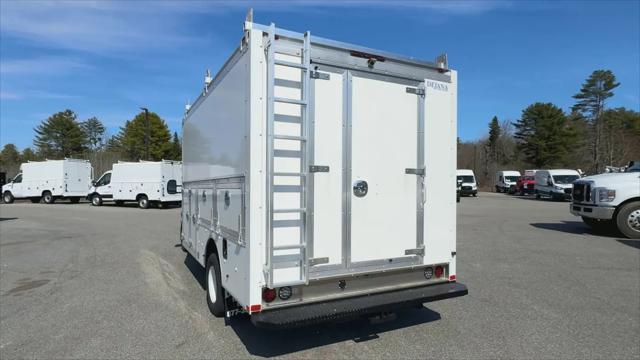 2026 Ford E-450 Cutaway E-Series Cutaway