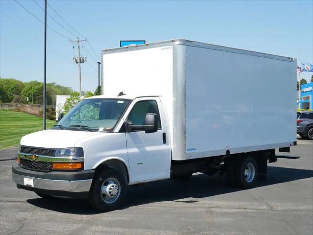 2025 Chevrolet Express Cutaway Work Van